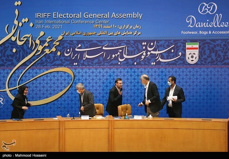 باند اصفهانی&zwnj;ها مقابل باندبازان