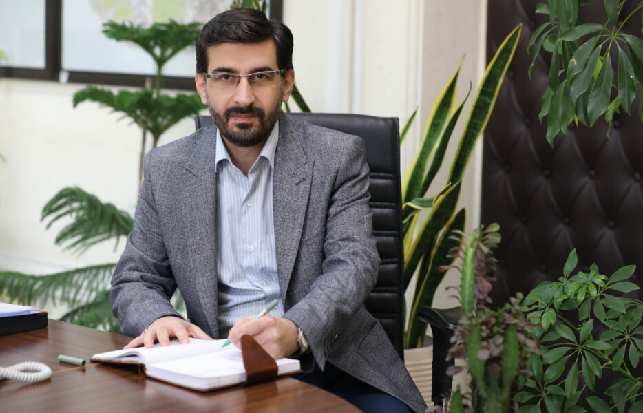 معضلات محله روی میز شهردار منطقه