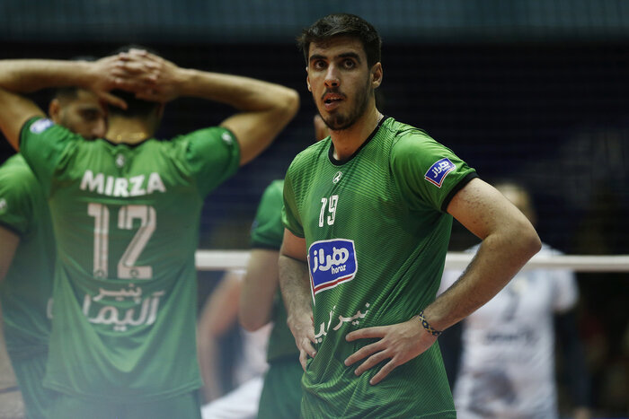 والیبال کجا فوتبال کجا؟