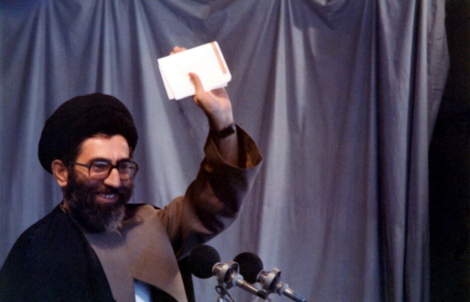 مبعث و بازگشت به خویشتن اسلامی خویش