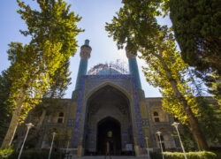 مدرسه مادرشاه