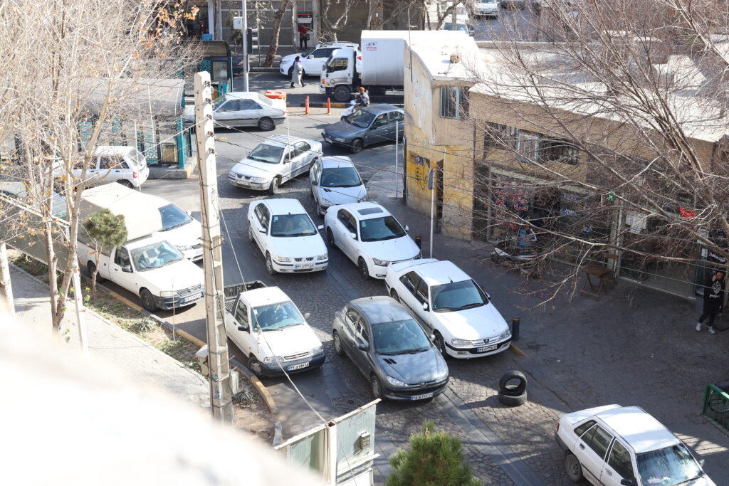 لنبان در محاصره گاراژها وترافیک - اصفهان زیبا