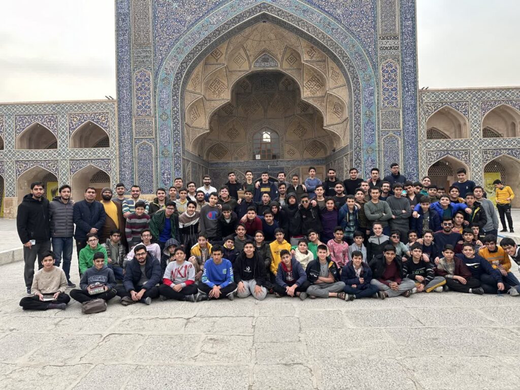 محملی برای پرورش همه سنین - اصفهان زیبا