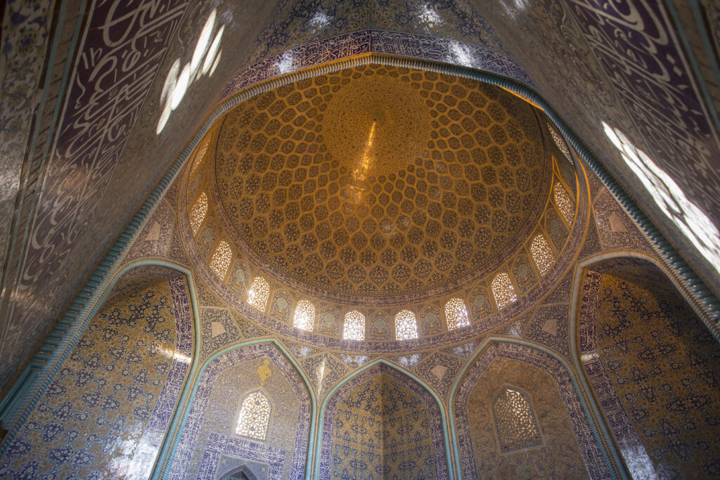 راه مخفی مسجد - اصفهان زیبا