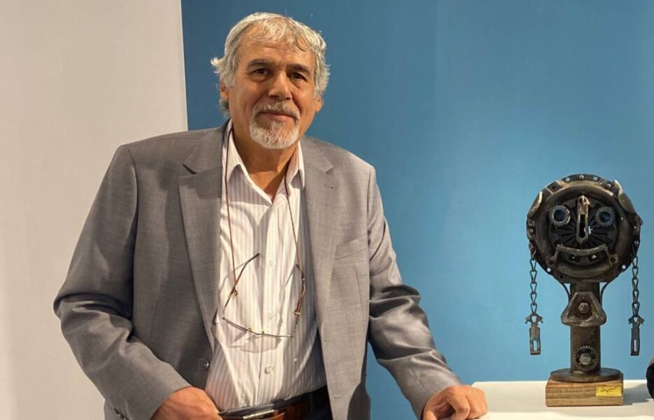 روح هنر اصفهان در  پیکر بی&zwnj;جان آهن&zwnj;پاره&zwnj;ها