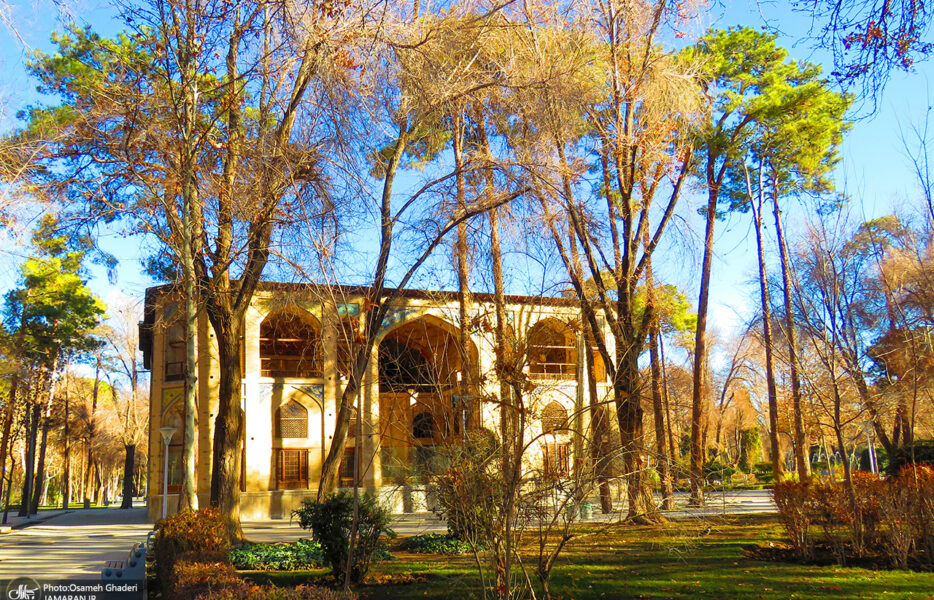 بهشت خاکی در دامن زمین