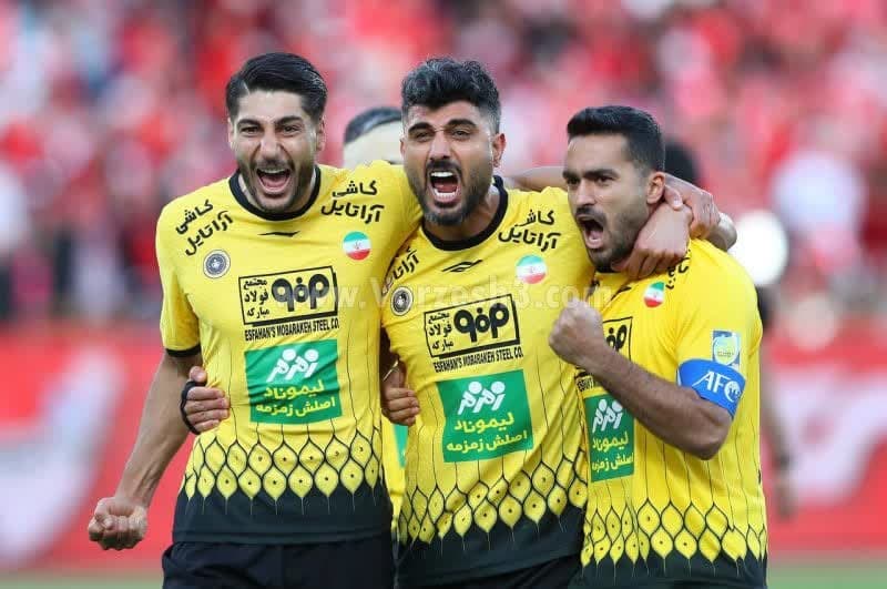سپاهان و تراکتور مدعی قهرمانی ماندند