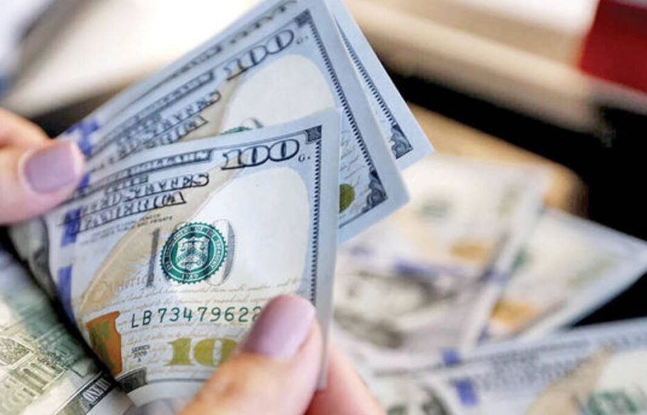 امواج سونامی دلار 15هزارتومانی