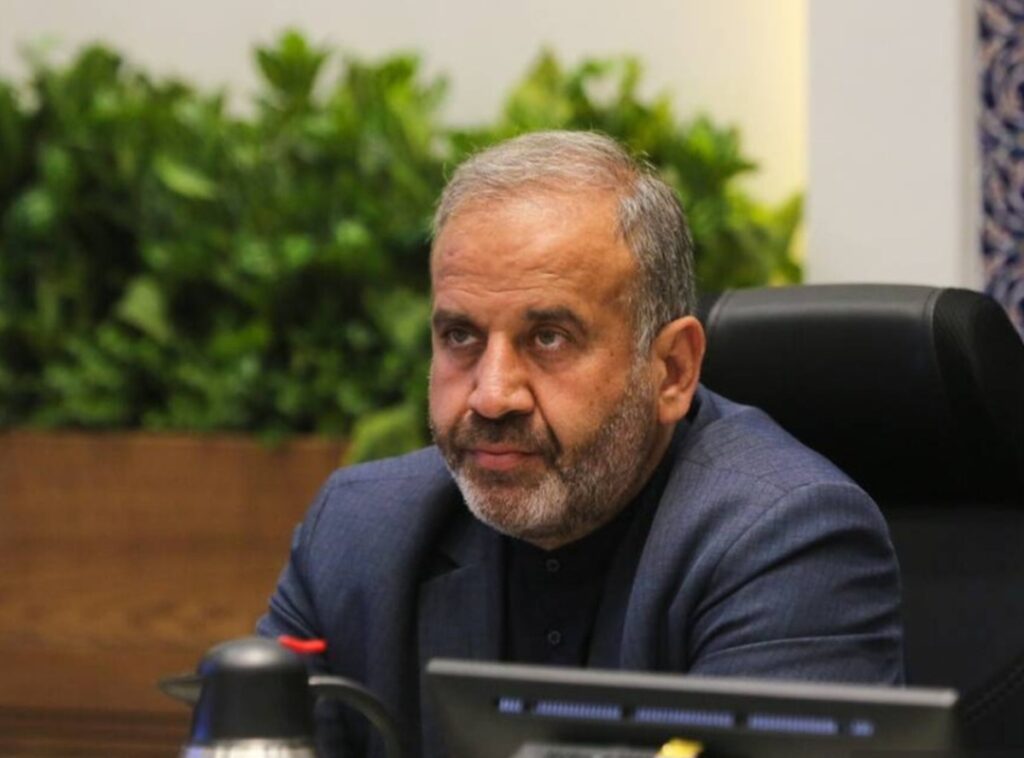 شورایی که هم از خردگرایی بهره می‌برد هم از شور و نشاط جوانی - اصفهان زیبا