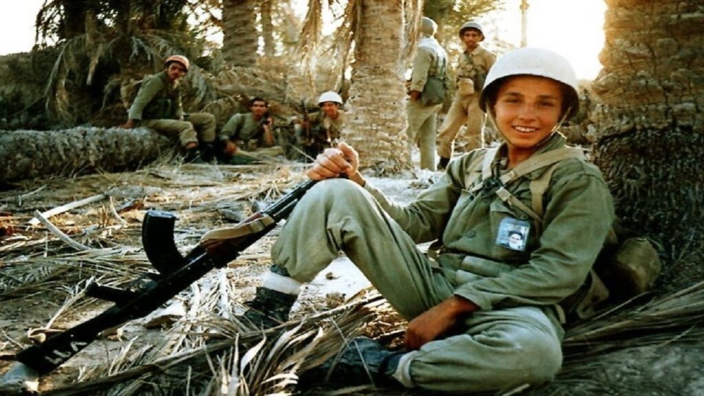 تجلیل از شهدای استان اصفهان در قالب برنامه‌های فرهنگی دانش‌آموزی - اصفهان زیبا