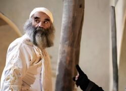 بیصدا صدای بلند هویت هنری اصفهان بیصدا صدای بلند هویت هنری اصفهان