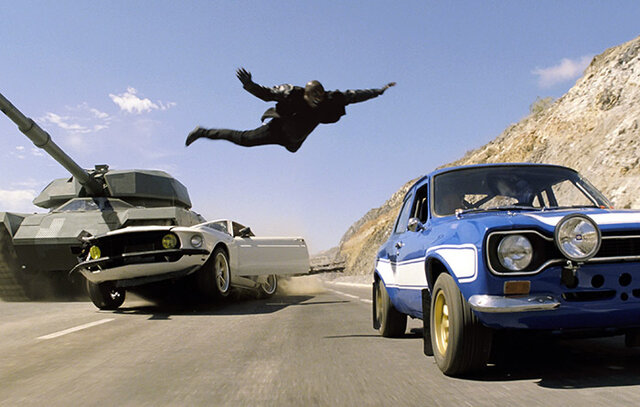 تیم بدلکاری فیلم سینمایی اسفند