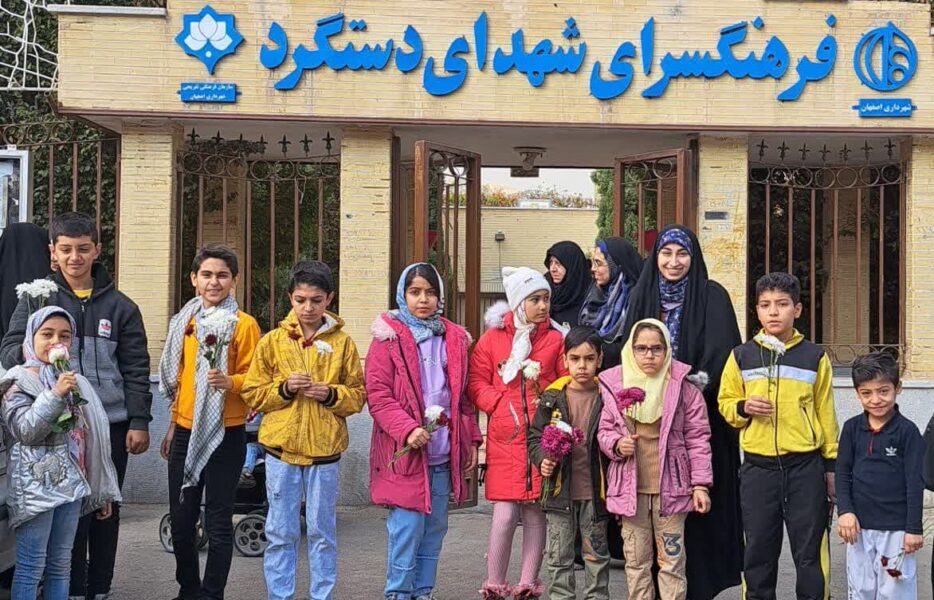 فرهنگ‌سرایی برای همه اعضای خانواده