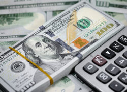 قیمت دلار امروز ۱۴ اردیبهشت