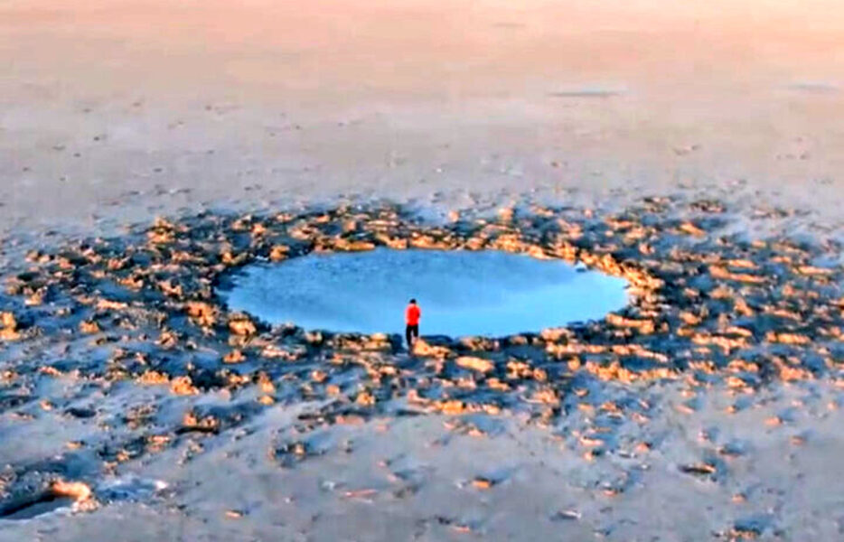 راز گودال مرموز دریاچه ارومیه فاش شد راز گودال مرموز دریاچه ارومیه فاش شد