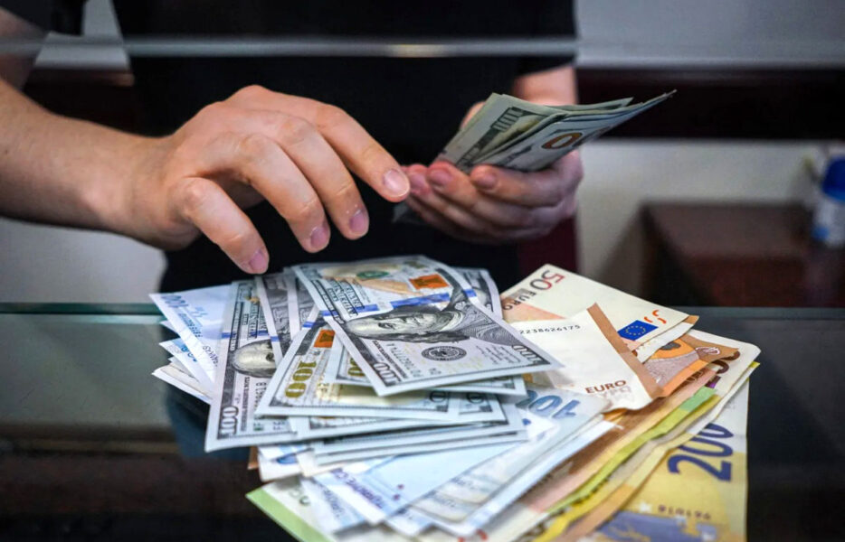 سقف مجاز نگهداری ارز توسط اشخاص