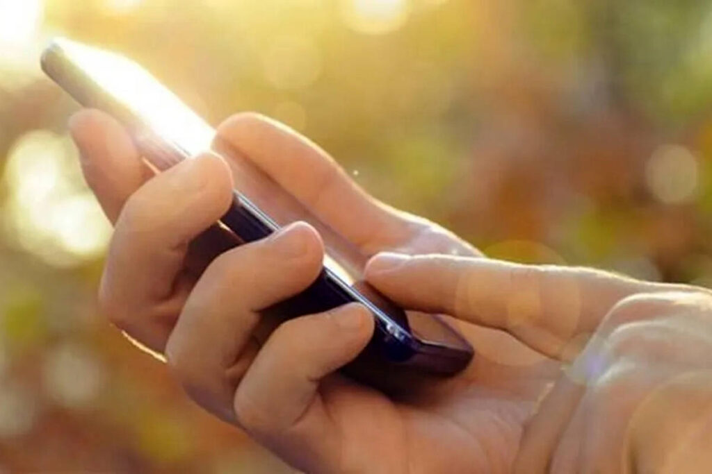 سهم آیفون در بازار موبایل ایران چقدر است؟ - اصفهان زیبا