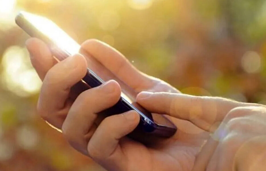 سهم آیفون در بازار موبایل ایران چقدر است؟