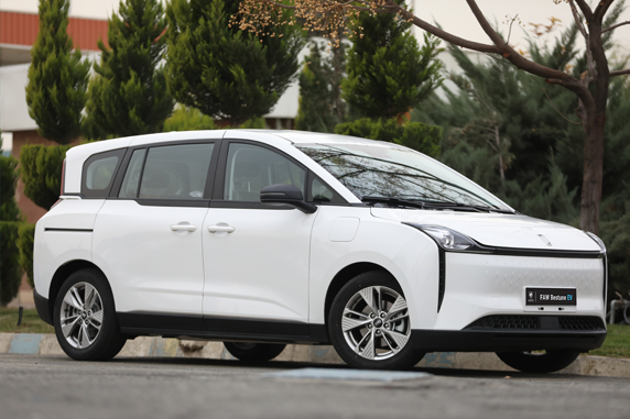 چینی‌ها با خودروی برقی بستیون NAT به داد آلودگی تهران رسیدند