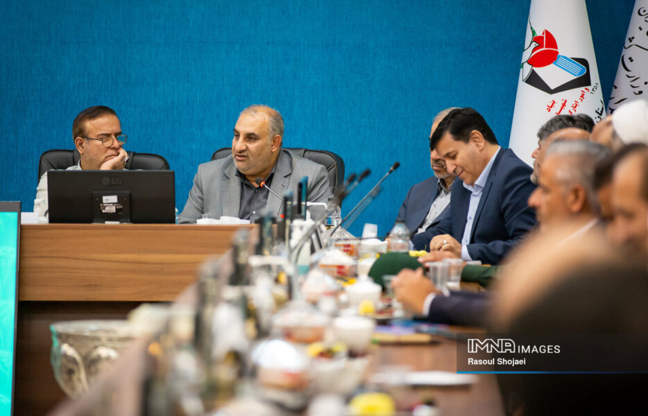 میزبانی جامعه ایثارگر اصفهان از مشاوران وزرا!