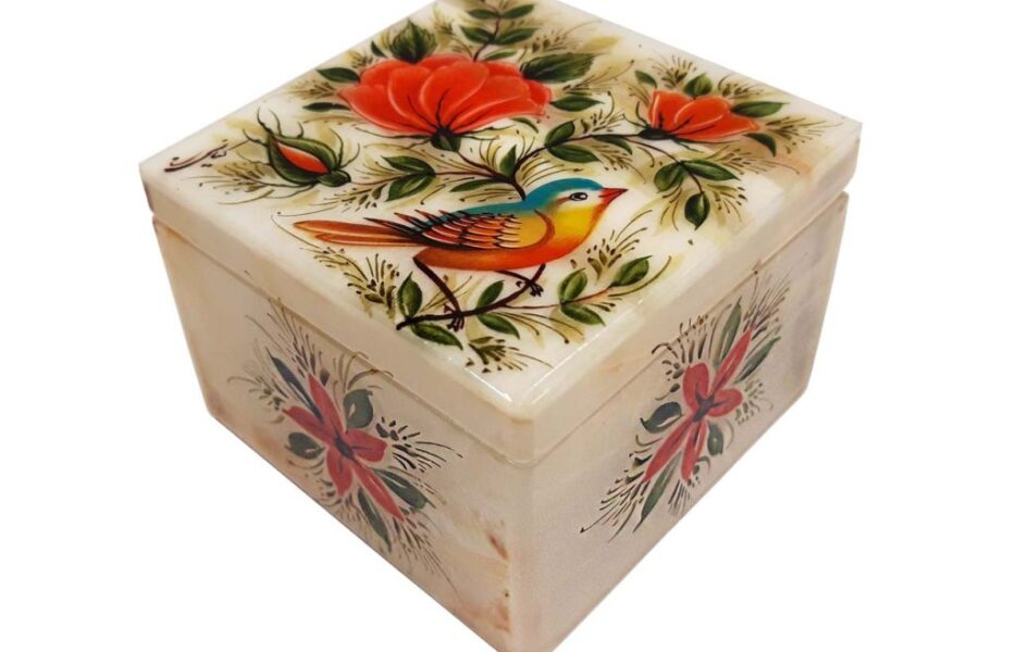 تبدیل ضایعات سنگ به آثار هنری؛ فرصتی برای ایجاد ارزش افزوده