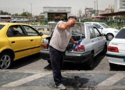 گرمای اصفهان ادامه دارد! گرمای اصفهان ادامه دارد!