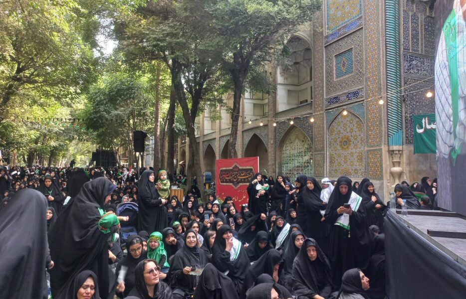 برپایی همایش بزرگ سالانه شیرخوارگان حسینی در گذر چهارباغ