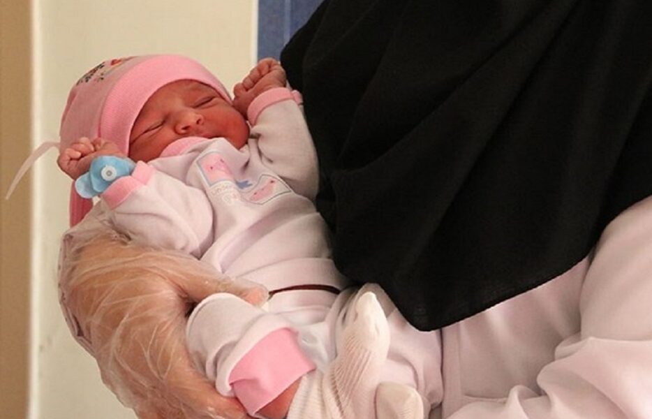 کاهش بار اقتصادی و درمانی از دوش نظام سلامت با توجه به جایگاه ماماها