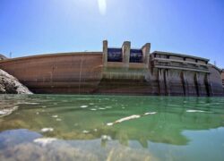 ذخیره سد زایندهرود کاهش ۶۰درصدی داشته است ذخیره سد زایندهرود کاهش ۶۰درصدی داشته است