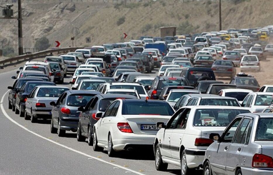ترافیک جاده‌های شمال کشور روان اما پرحجم است