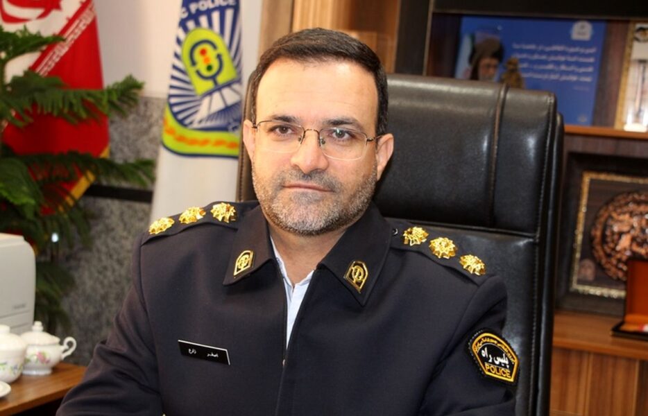 هشدار پلیس راهور اصفهان درباره سگ‌گردانی در خودرو