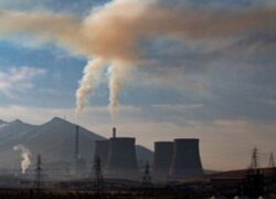 نیروگاه مازوت می‌سوزاند؛ مردم سرطان می‌گیرند