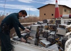 کشف ۳۲ دستگاه ماینر غیرمجاز در نجف‌آباد