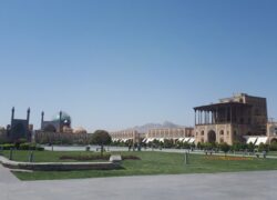 هوای بیشتر مناطق اصفهان سالم است