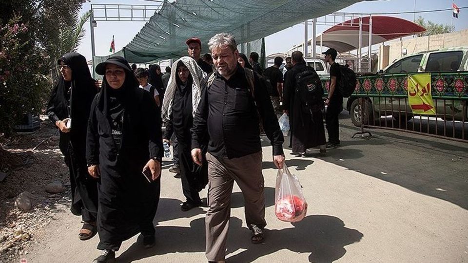تسهیل بازگشت زائران اربعین با برنامه‌ریزی ویژه در مرز مهران - اصفهان زیبا