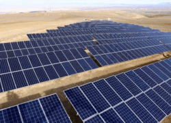 افتتاح مرحله اول بزرگ‌ترین نیروگاه متمرکز خورشیدی کشور در اصفهان