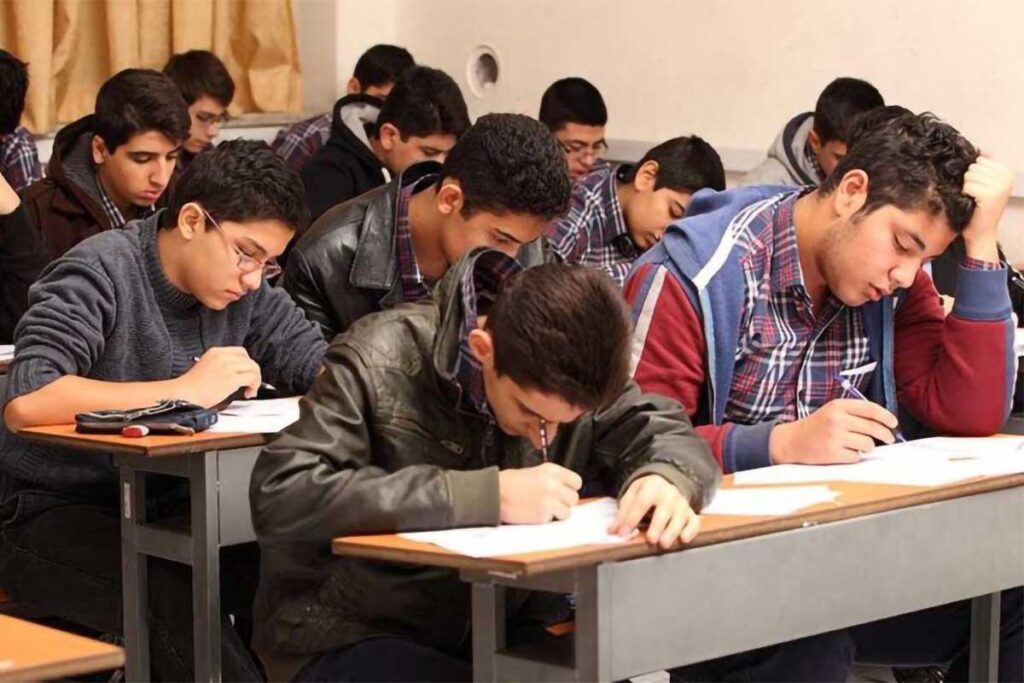 نقدی به الگویابی ما برای دانش‌آموزانمان - اصفهان زیبا