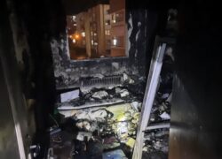 مهار آتشسوزی طبقه پنجم یک مجتمع مسکونی در اصفهان مهار آتشسوزی طبقه پنجم یک مجتمع مسکونی در اصفهان