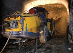 فرسودگی بیش از ۲۰هزار ماشین‌آلات معادن