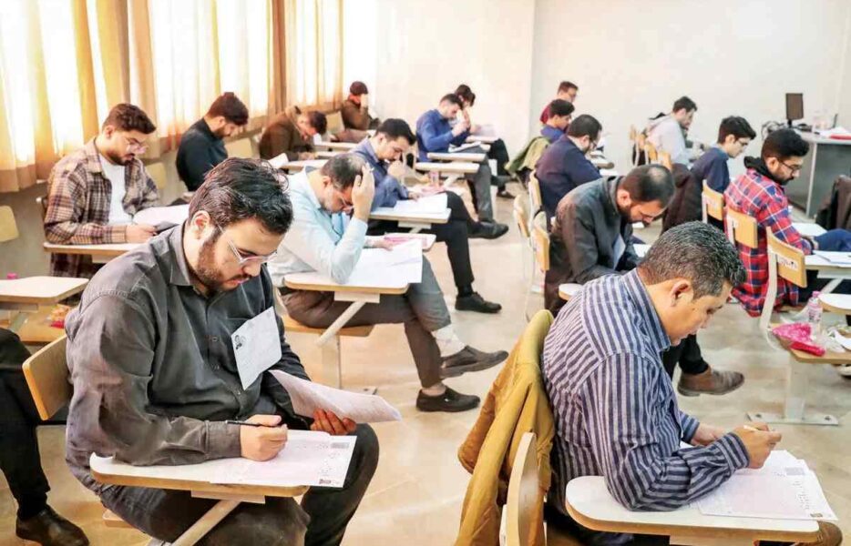 زمان توزیع کارت کنکور اعلام شد