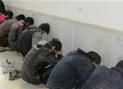 کشف ۱۰ کیلو مواد مخدر و دستگیری ۱۲۱ خرده‌فروش در اصفهان