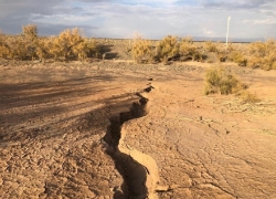 فرونشست در اصفهان فاجعه‌ای بزرگ‌تر از آلودگی هواست