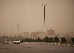 هوای اصفهان برای گروههای حساس ناسالم است هوای اصفهان برای گروههای حساس ناسالم است