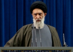 بیانیه‌های برخی جریان‌های داخلی در راستای اهداف دشمن است