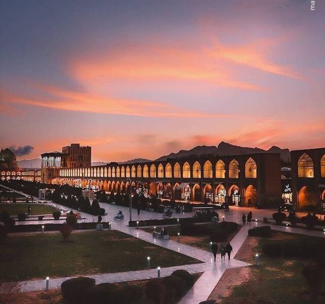 غروبِ نقش جهان