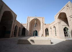 مسجد جامع زواره کجاست؟ مسجد جامع زواره کجاست؟