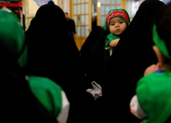 ترویج فرزندآوری در اردستان با امضای نذرنامه