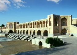 کیفیت هوای اصفهان قابل قبول است