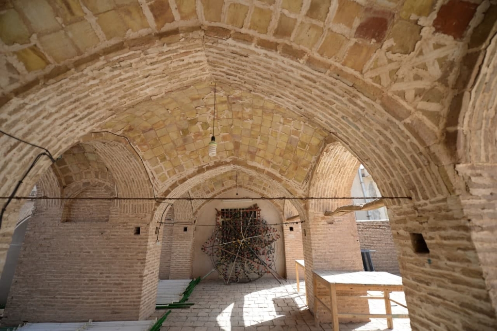 مسجد و مناره پامنار زواره
