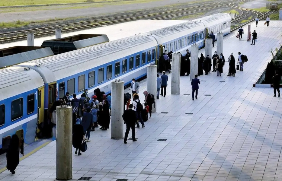 پیش فروش بلیت قطار شهریور از ۲۲ مرداد آغاز میشود پیش فروش بلیت قطار شهریور از ۲۲ مرداد آغاز میشود